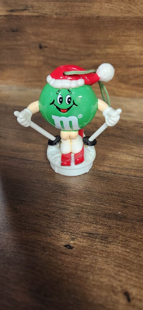 mars Green M&M skiing ornament