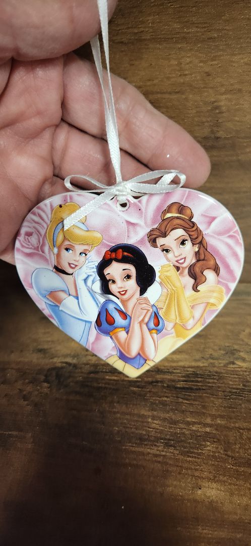 Disney 3 Princess heart ornament
