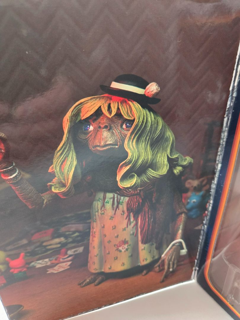 Neca Ultimate Dress-Up E.T.