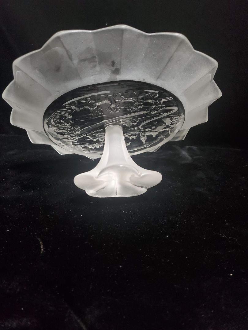 Silent Night by Mikasa Crystal footed bonbon tray