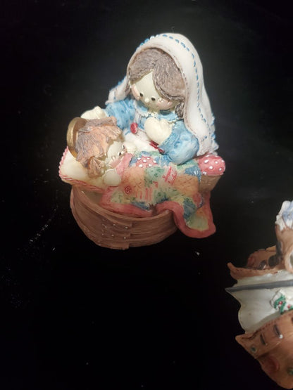 Enesco Cute as a button Joseph,Mary and Jesus