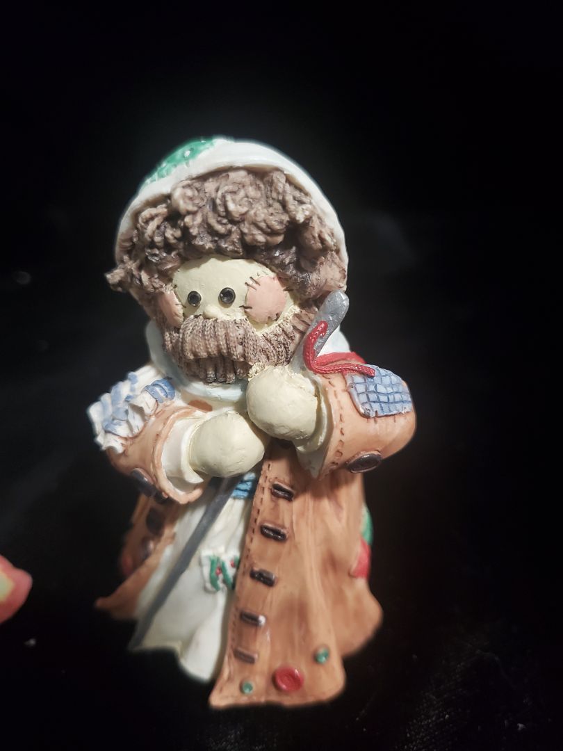Enesco Cute as a button Joseph,Mary and Jesus