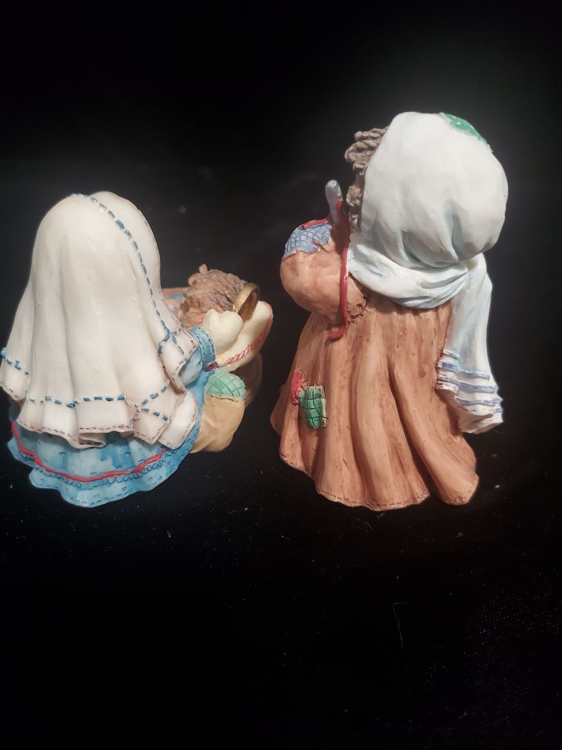Enesco Cute as a button Joseph,Mary and Jesus
