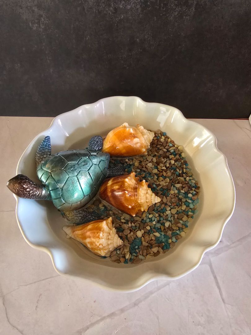Handmade Resin Sea Turtle Bowl, 7 x 2.5