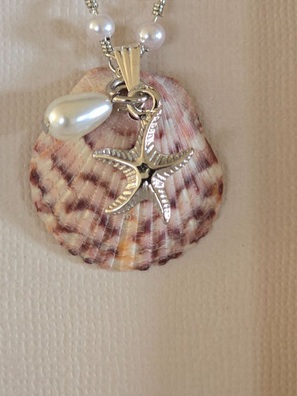 Handmade Seashell Necklace, 16 inch