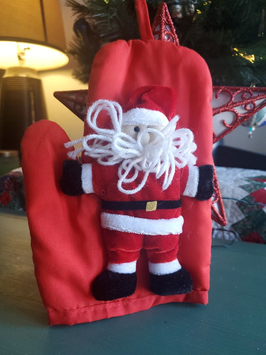 Santa oven mitt