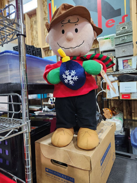Charlie Brown 3ft Xmas Figure