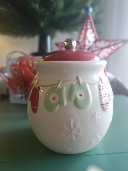 Hallmark Hallmark mittens snowflake cookie jar