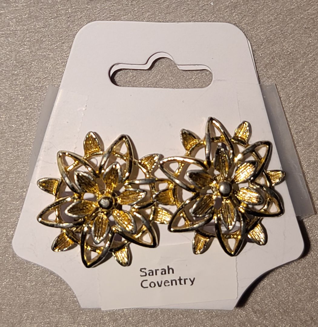 Gold Tone Sarah Coventry Earring Clip-on