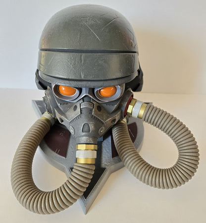 Killzone 3 Mask, Figure and Box