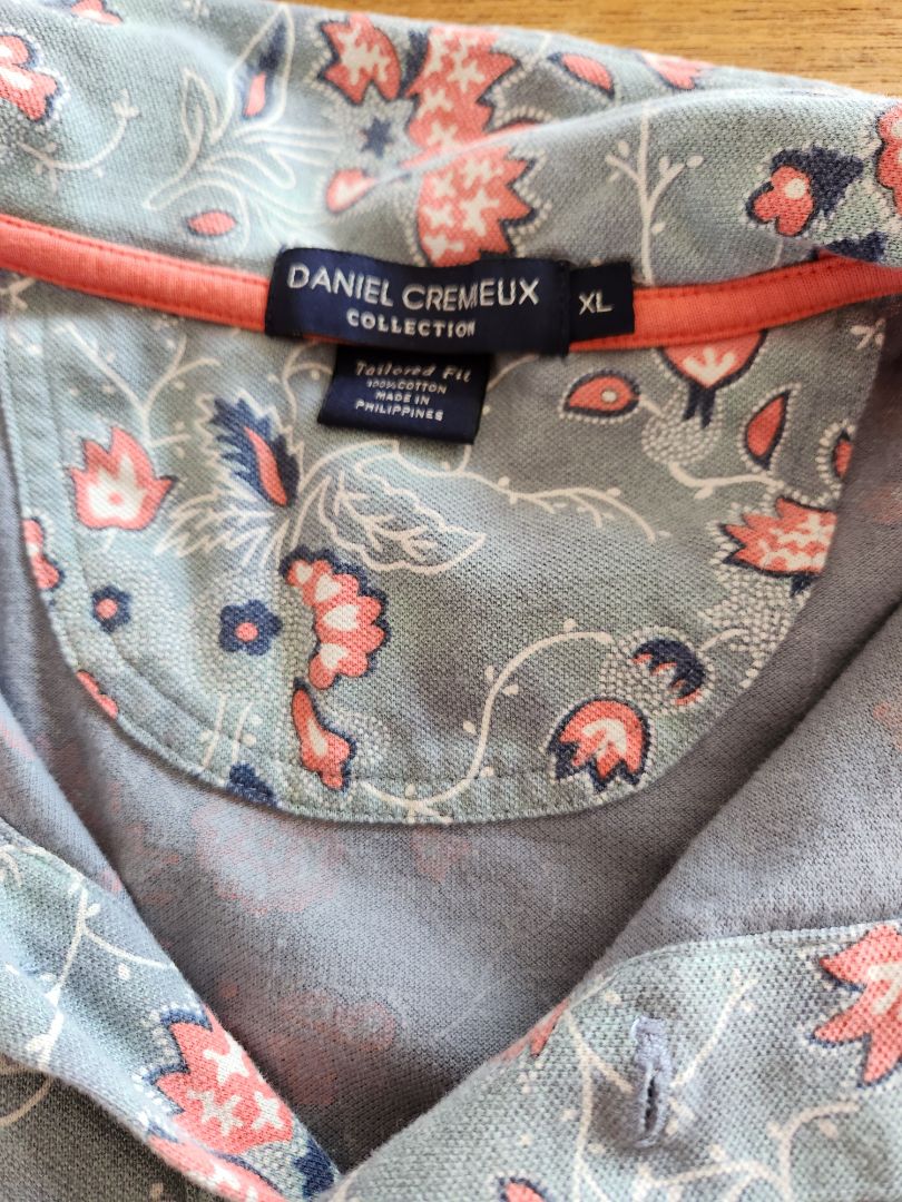 Men's Shirt- short sleeved, XL