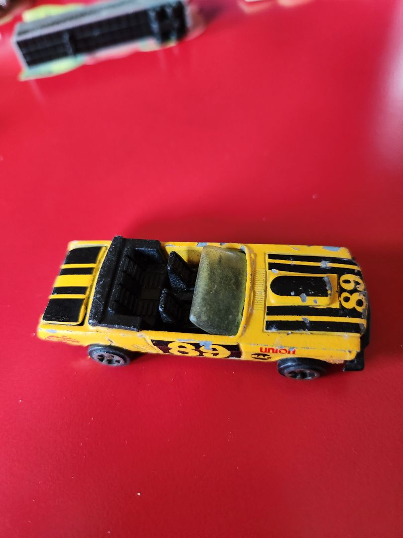 HOT WHEELS 1984 65 MUSTANG
