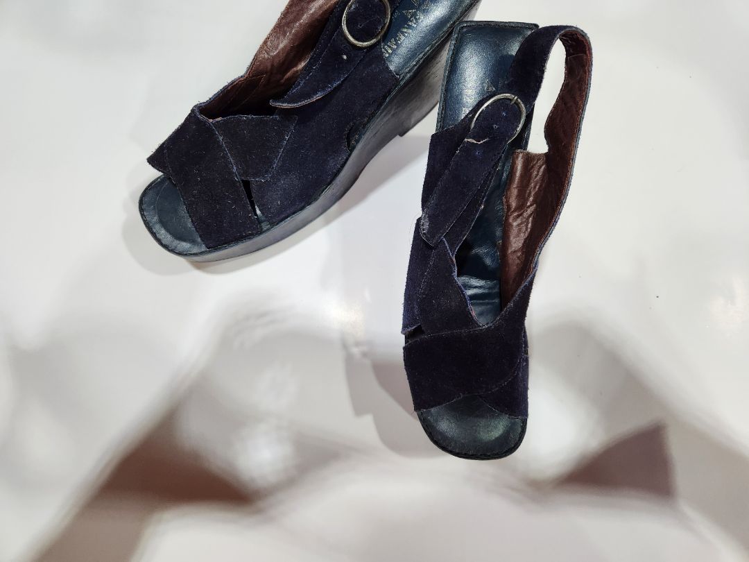 Navy Robert Clergerie Dana Model 70's Navy Suede/wood Platform, 10m