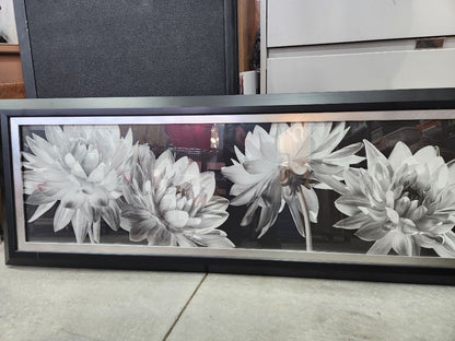 Blk and White Floral Art, Large