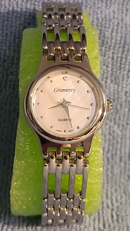 Gramercy Women's Watch w/wrist size extension
