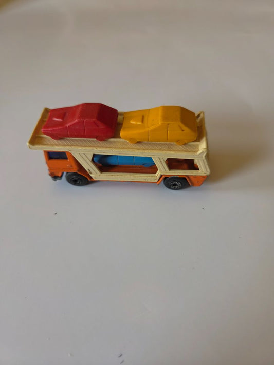 1976 MATCHBOX CAR TRANSPORTER