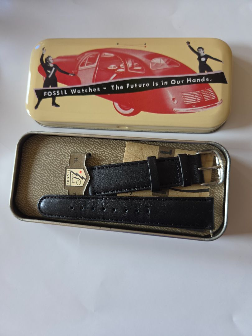 FOSSIL TIN-THE FUTURE IS IN-WATCHBAND