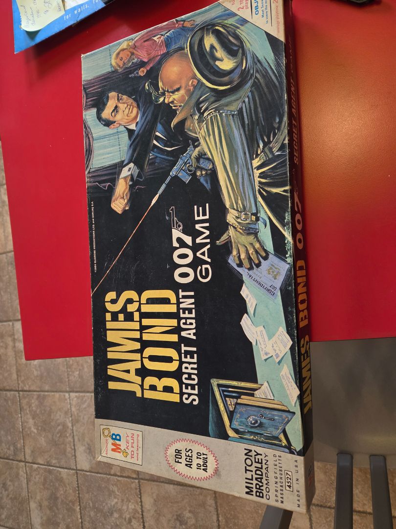 James Bond 007 Secret Agent game