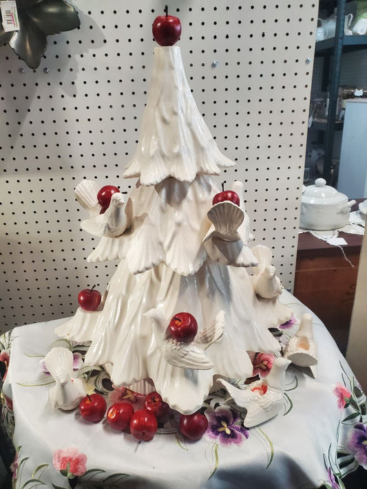 Ceramic tree w/birds