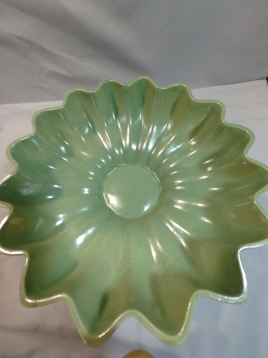 Luster Green Red Wing Pottery Vintage Red Wing Ceramic Bowl #1276, 11"