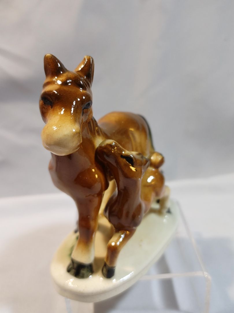 Brown Japan Porcelain figurine, 4"