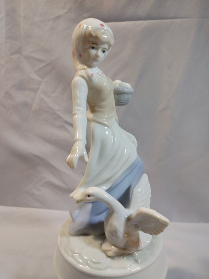 Lenwile Ardalt Porcelain Figurine Musicbox, 10"