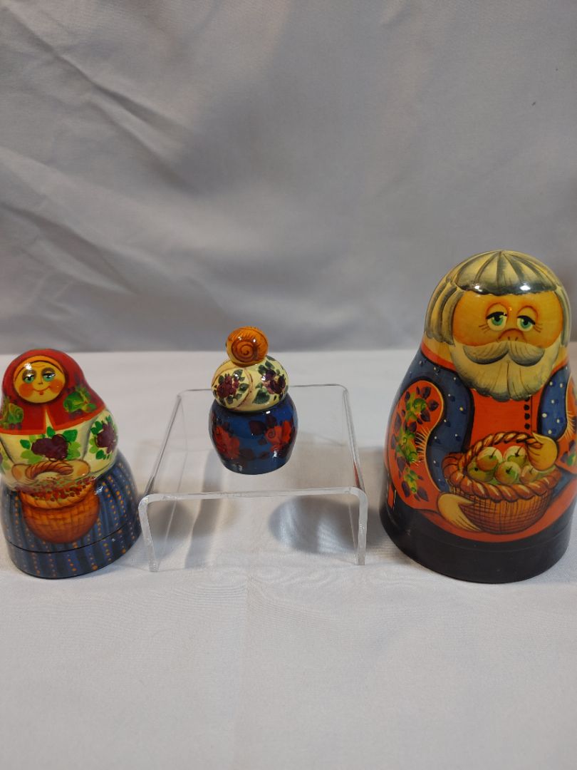Multi-color Russian Russian Matryoshka Nesting Dolls, 5"