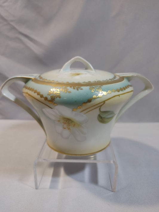 White and Blue pastels with White flowers and gold gilding Reinhold Schlegelmilch Antique Schlegelmilch sugar bowl, 3.5" X 4.5"