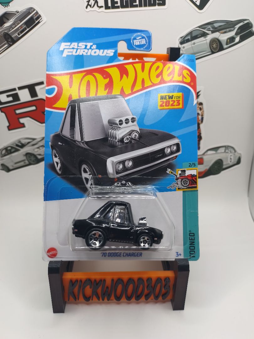 Black Hot Wheels 70 Dodge Charger