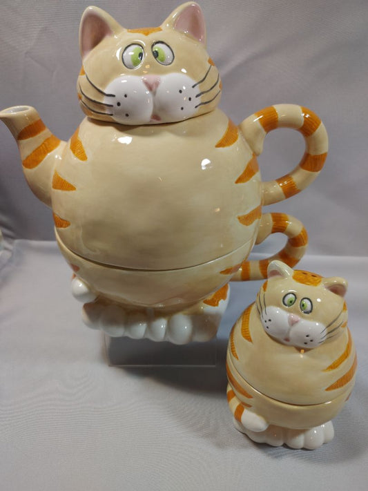 Vtg Bella Casa by Ganz Cat Teapot Cup Tea for One & Matching Shaker Set Lot, 8"