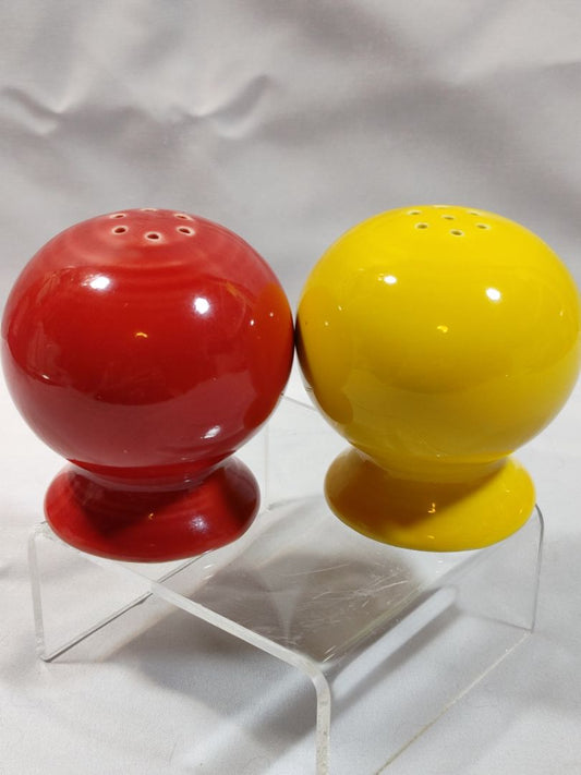 Fiesta Sunflower Yellow & Red Ball Salt or Pepper Shaker – Contemporary Post-1986 Modern HLC, 3"