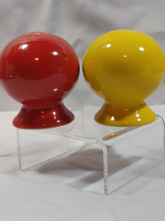 Fiesta Sunflower Yellow & Red Ball Salt or Pepper Shaker – Contemporary Post-1986 Modern HLC, 3"