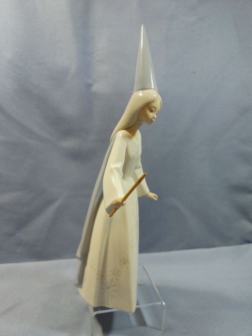 Lladra Figurine 1992 “Fairy God Mother” #4595, 11"