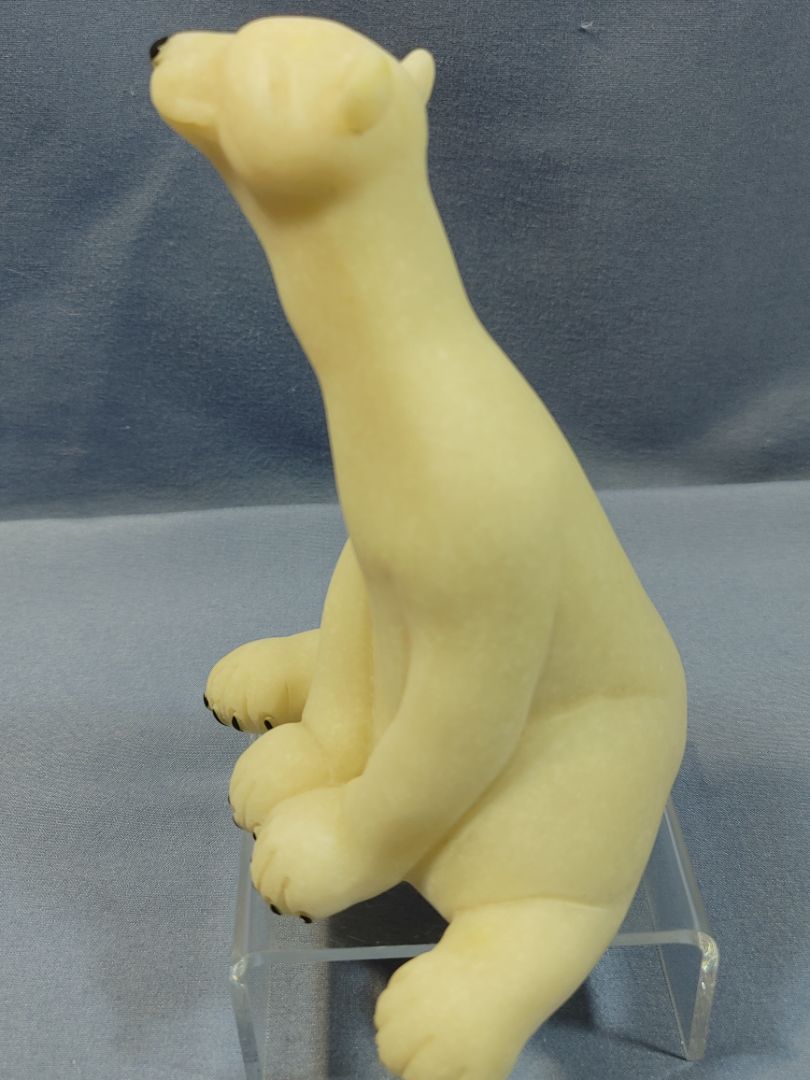 Quarry Critters Polar Bear “Porter” 5.25” Shelf sitter figurine, 5,25"