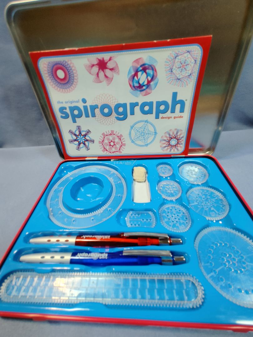 Spirograph Small Design Tin Kit 2012