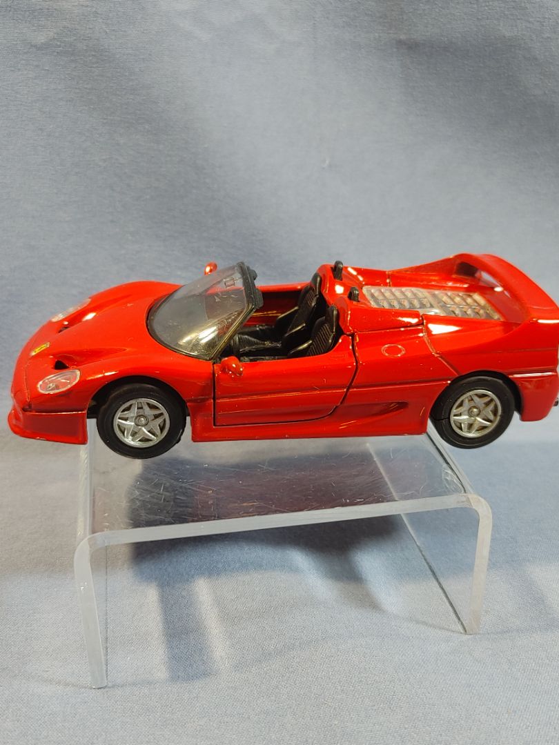 Welly Ferrari F50 # 9721 pull back car