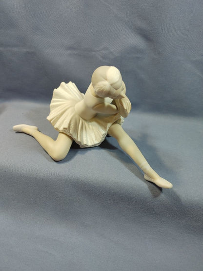 Lladro Death of the Swan Ballerina All White Matte - Very Rare – Gorgeous, 5.5" X 10"