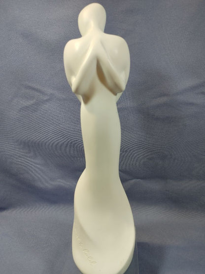 Hallmark To Have and To Hold Embracing Couple Sculpture 10" Romantic Wedding or Annivarsary, 10