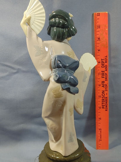 Lladro Jaspanese Woman Geisha Lady with Fans "Madame Butterfly" Flowers replaced #4991