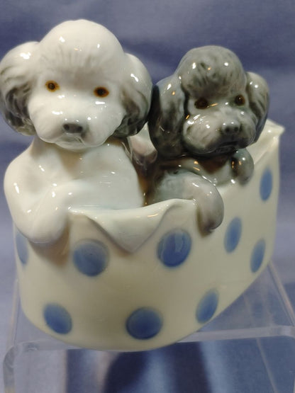 Nao Lladro #1082 Poodles Polka Dot Puppies In A Basket Porcelain Figurine 1988