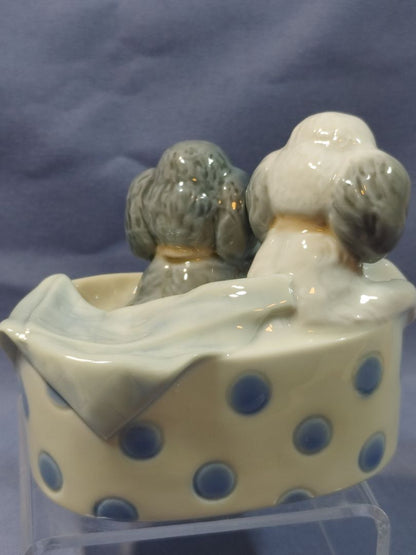 Nao Lladro #1082 Poodles Polka Dot Puppies In A Basket Porcelain Figurine 1988