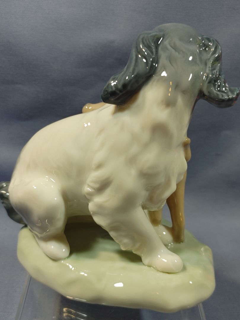 NAO by Lladro Dog and Cat in Harmony, 1987, #1048 4.5”