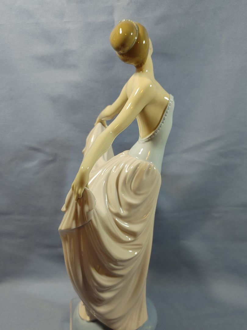 Lladro "Dancer" Porcelain Figurine #5050 Glossy 12" Tall