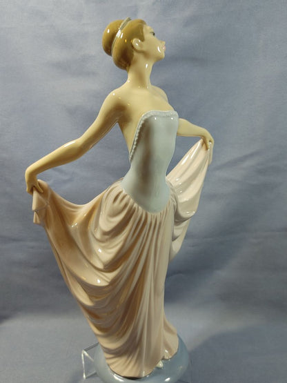 Lladro "Dancer" Porcelain Figurine #5050 Glossy 12" Tall