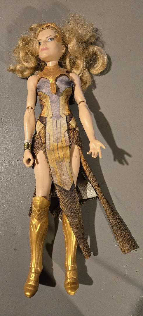 Queen Hippolyta 12" doll - Wonder Woman 2017