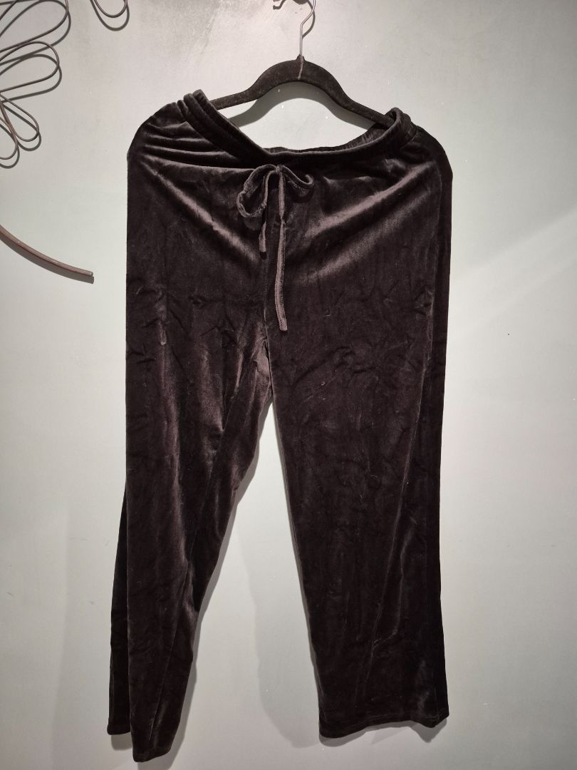 Black Shein Vintage Velvet Pants, L