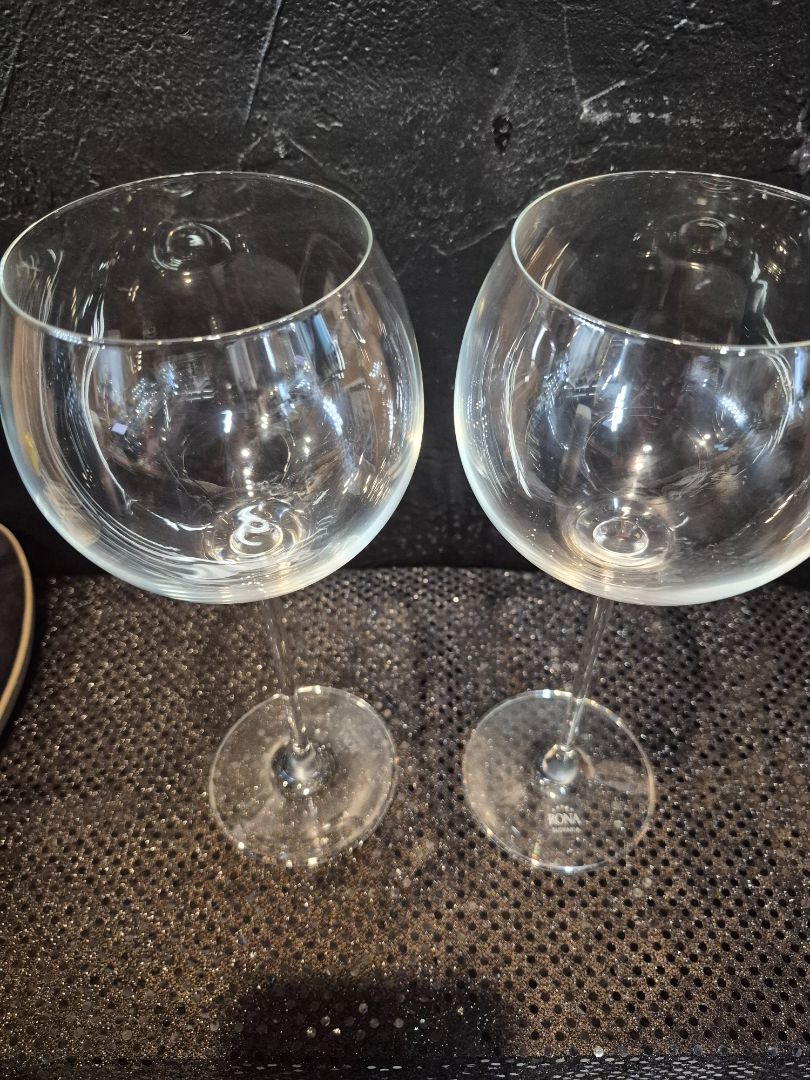 Rona Slovakia Crystal Wine Glasses, Set of 2, 10"