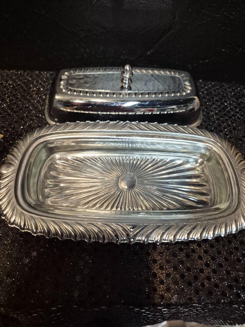 Irvinware Vintage Silver-plated Butter Dish, 3 Pcs., 8" × 4" × 2"