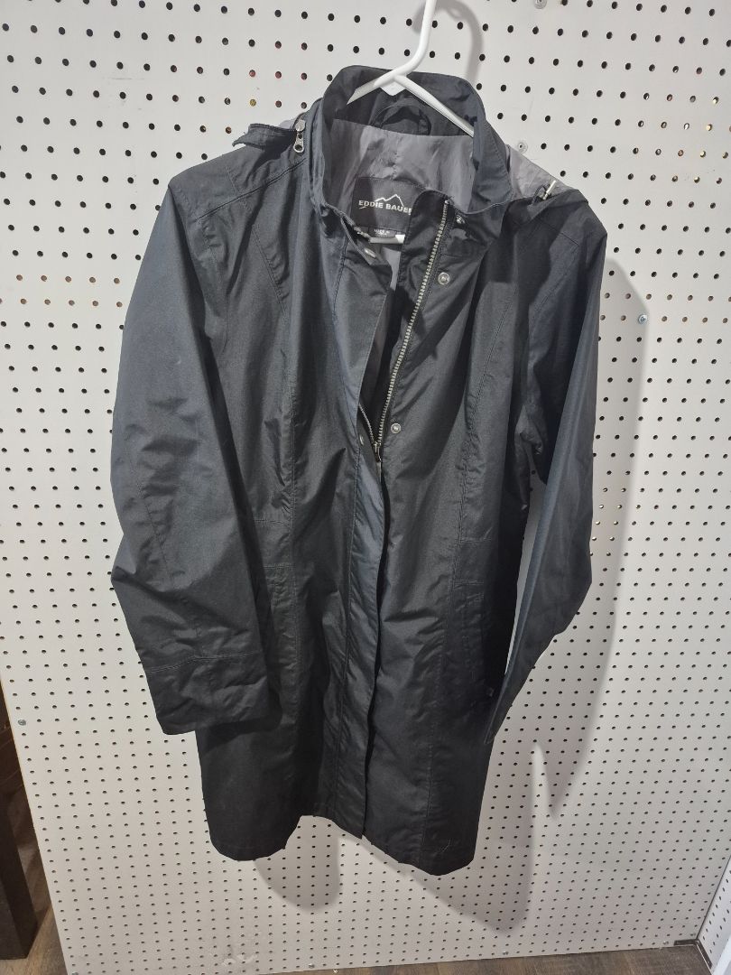 Black Eddie Bauer Rain Jacket, L