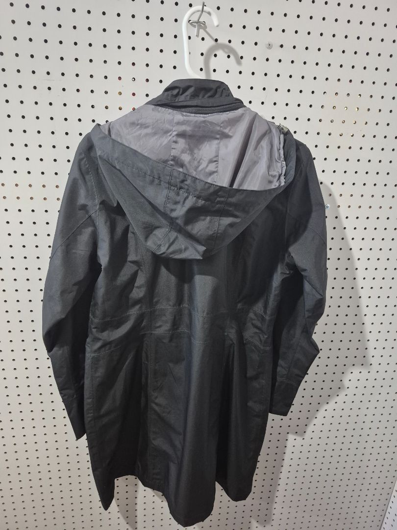 Black Eddie Bauer Rain Jacket, L